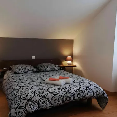 Domaine Les Planes Bed & Breakfast Nauviale